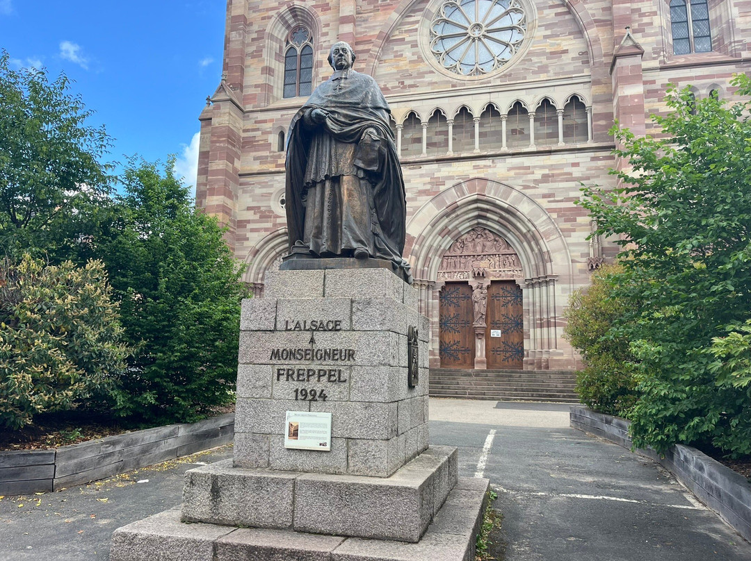 Monument Monseigneur Charles Emile Freppel