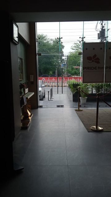 哈尔德瓦尼普莱德商务酒店-旅行者
