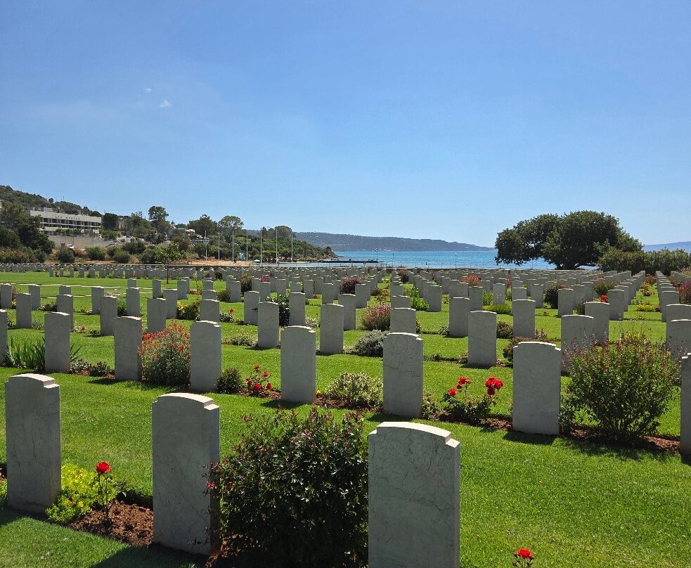 Souda Bay War Cemetery-Souda必去景点