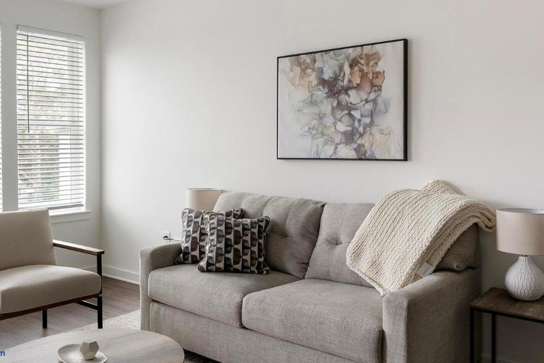 Landing Apartments- Address East End