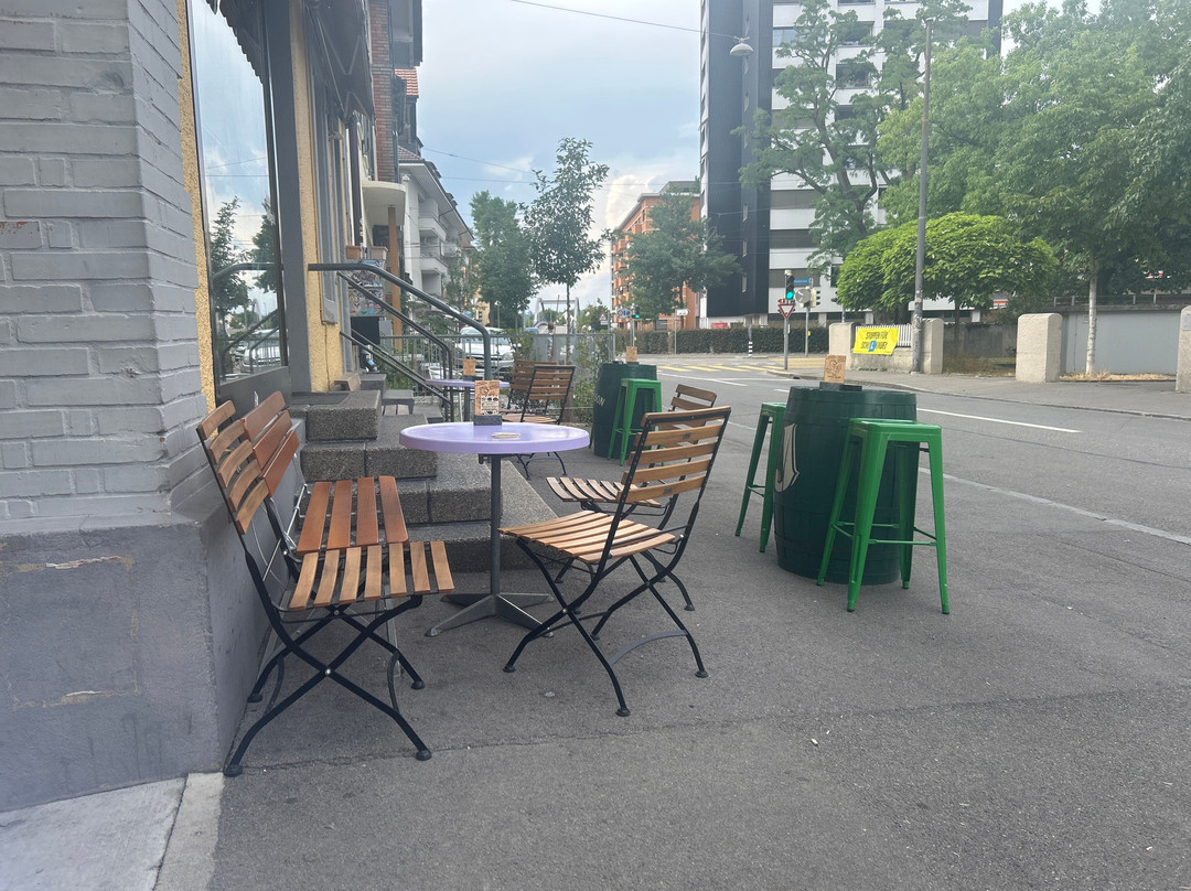 The Tipsy Bear Pub & Garden