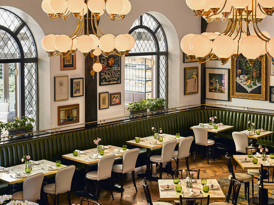 Lake Forest餐馆和美食-The Brasserie
