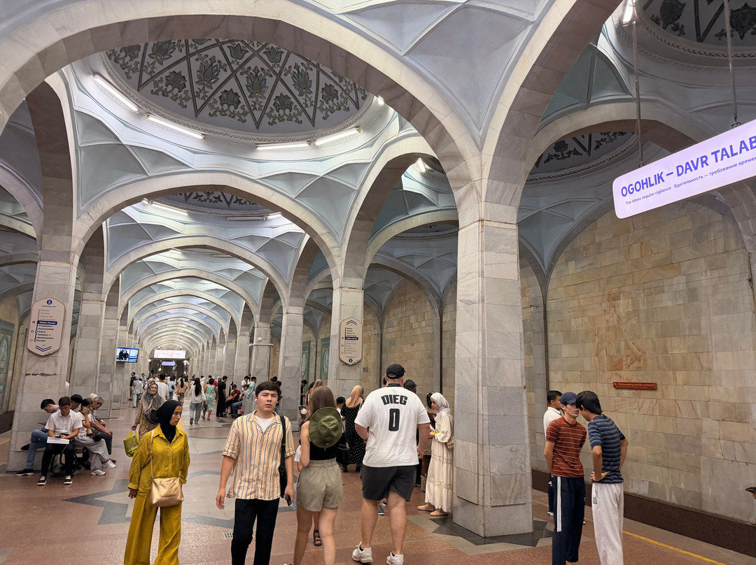 Tashkent Metro tour guide-塔什干必去景点
