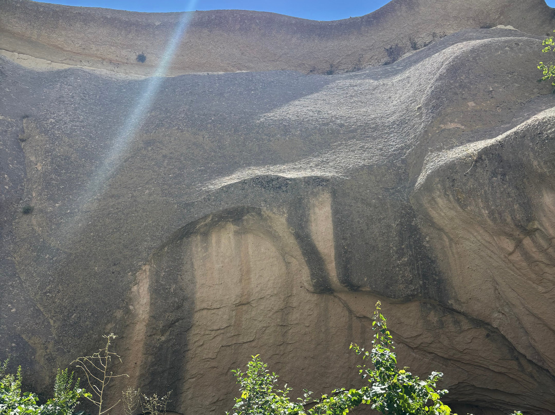 Fairy Chimneys-乌奇萨必去景点
