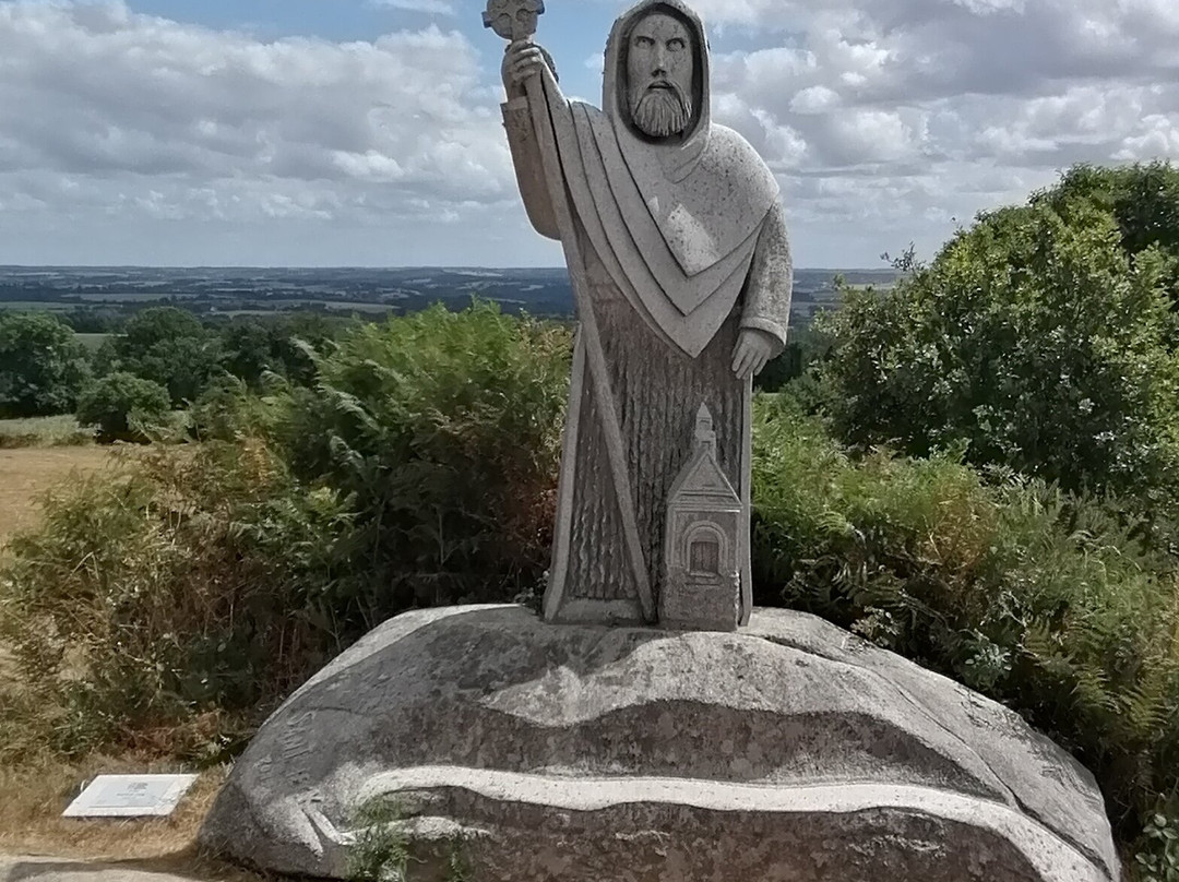 La Vallée des Saints-Carnoet必去景点