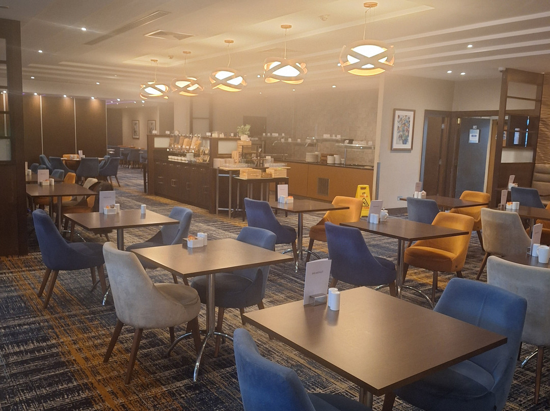 Crowne Plaza 伦敦 - 盖特威克机场主图