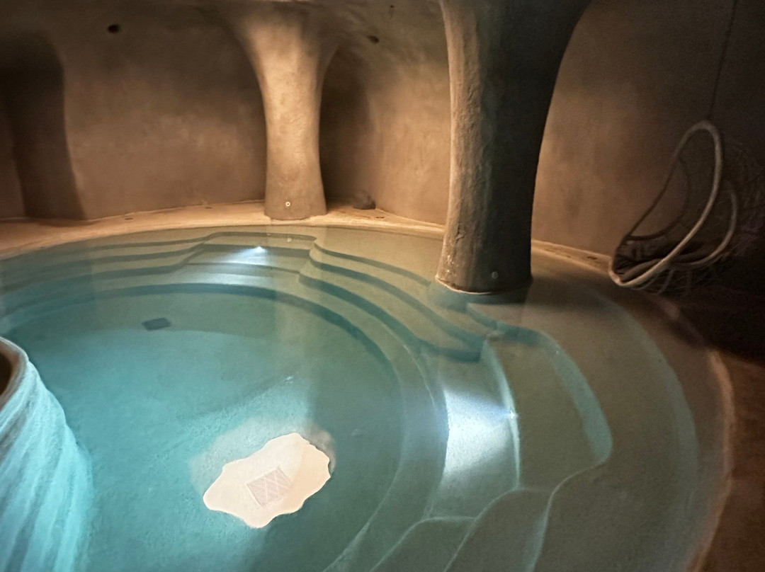 康缇希纳 SPA 套房酒店主图