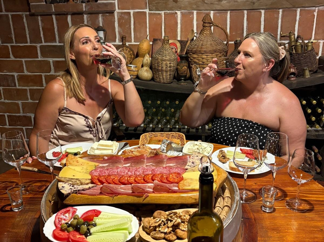 Wine tasting - Winery Masanovic-维尔巴札拉必去景点