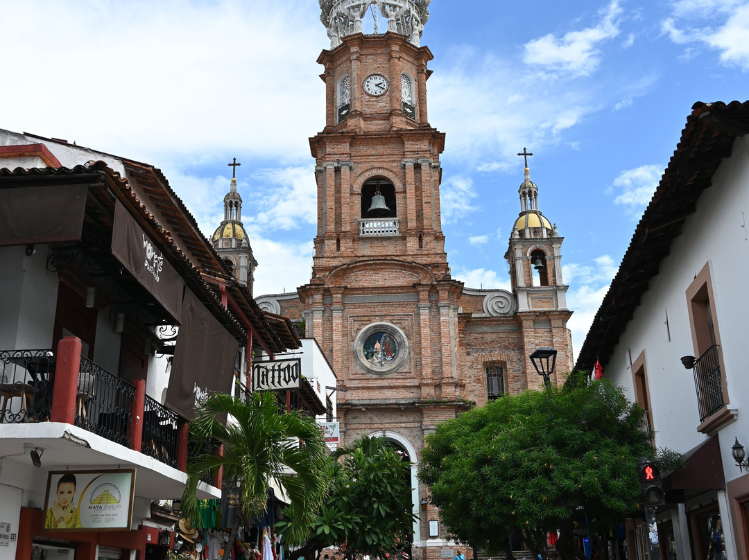 Parroquia de Nuestra Señora de Guadalupe-瓦拉塔港必去景点