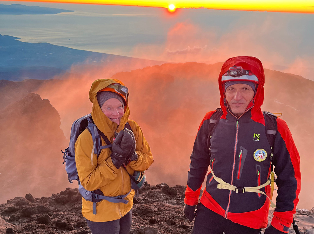 Etna Excursion-Trecastagni必去景点