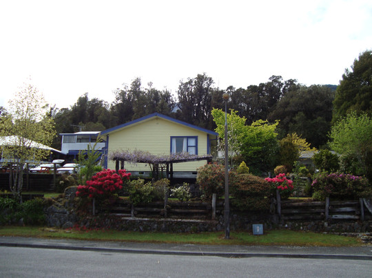 象牙塔背包客小屋旅馆主图