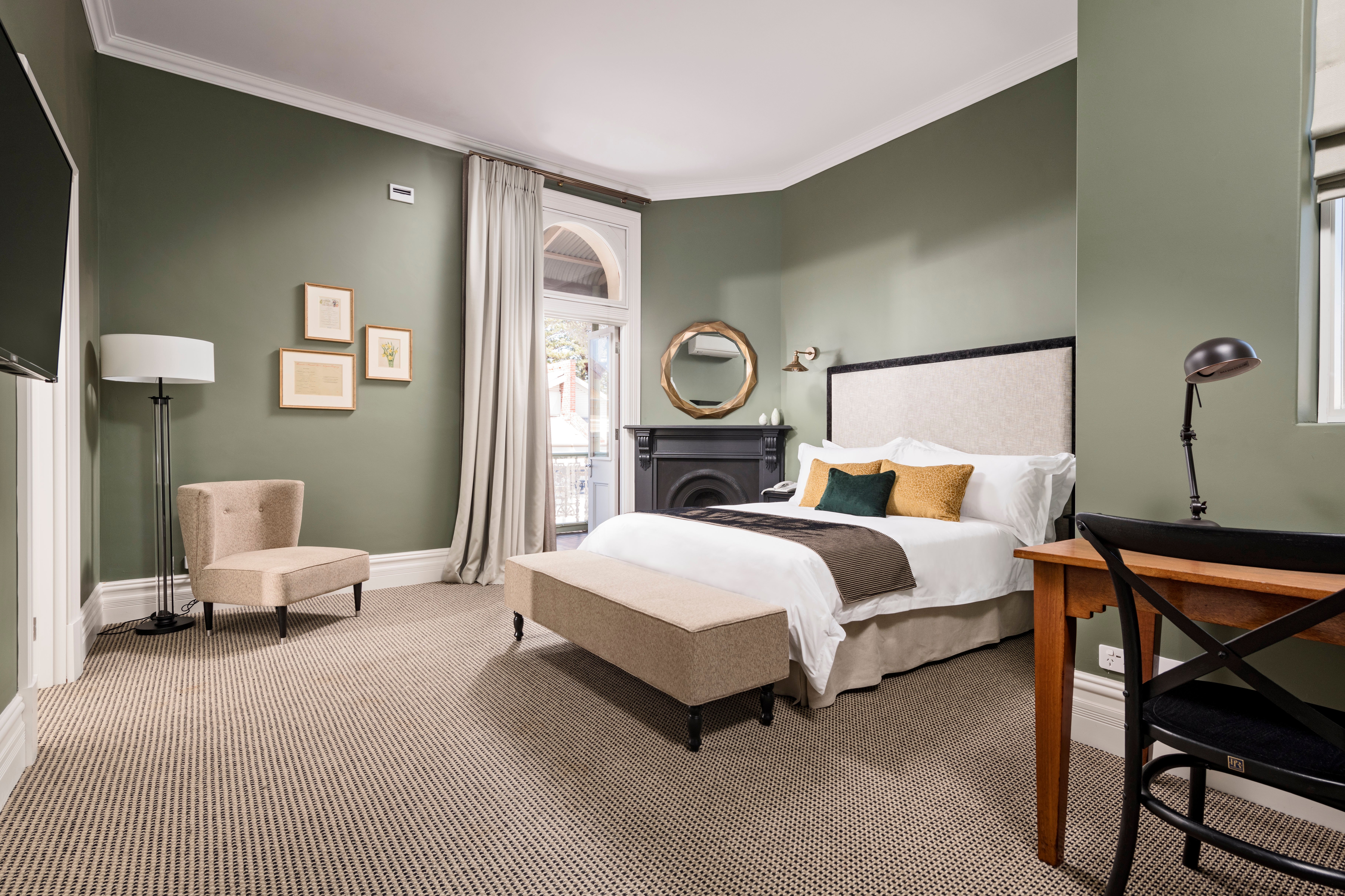 The National Hotel-官方
