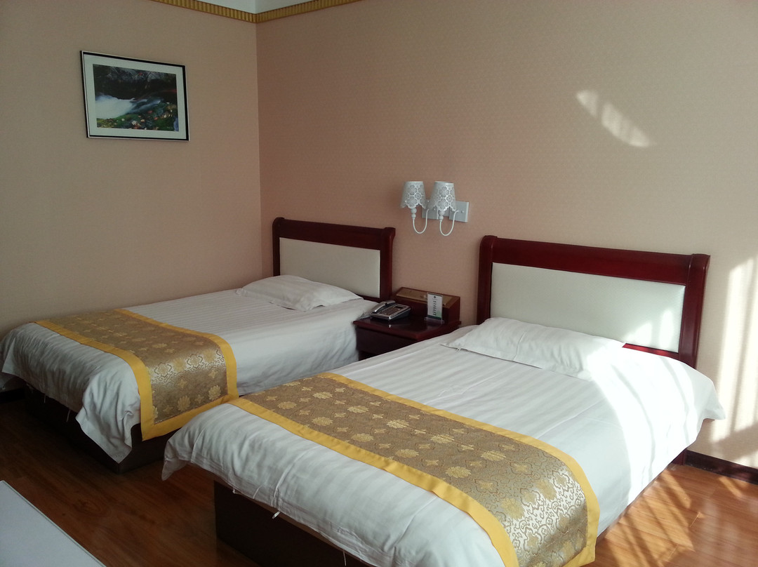 丹东新一百商务酒店