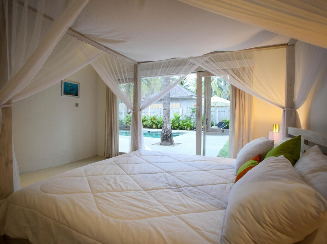 日落棕榈度假酒店