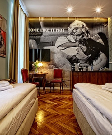 Stare Kino Cinema Residence酒店图片