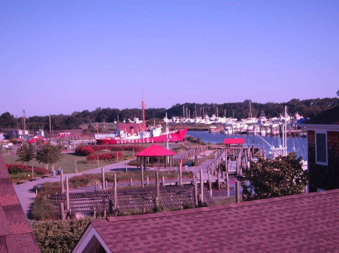 刘易斯酒店住宿-Inn at Canal Square