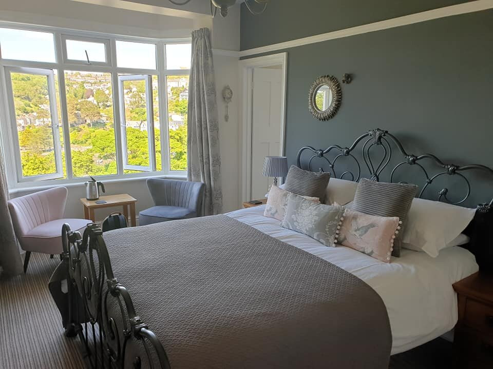 Schooner Point Guest House主图