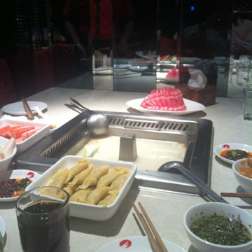 海底捞火锅店(邯郸路店)主图