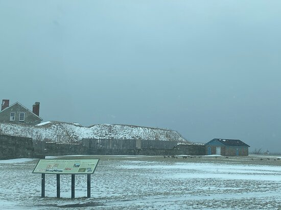 Fort Ontario State Historic Site-Oswego必去景点