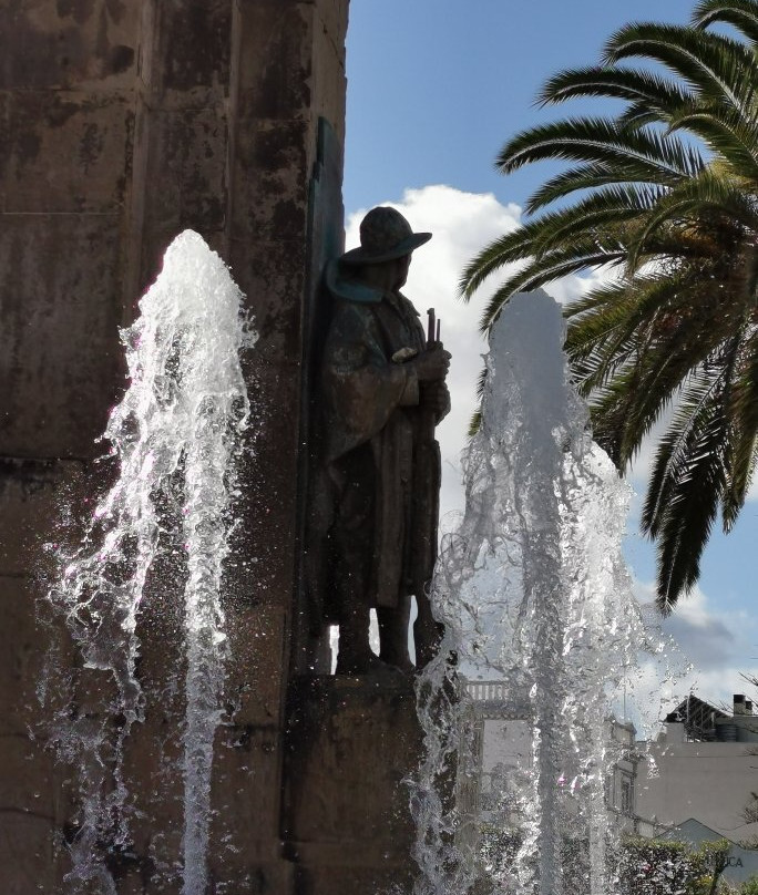 Monumento al Ejercito de Africa-梅利利亚必去景点