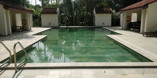Mantra Koodam, CGH Earth主图