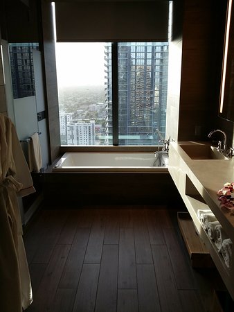 东迈阿密酒店-浴室