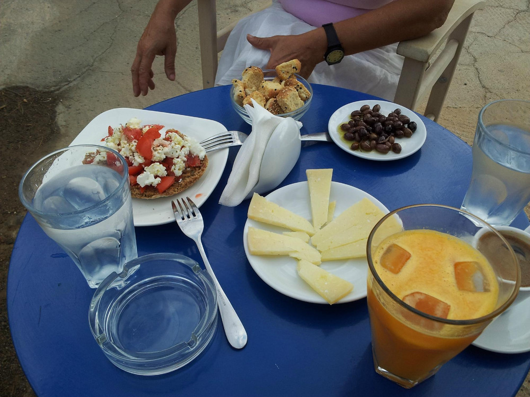 Mentor Cafe