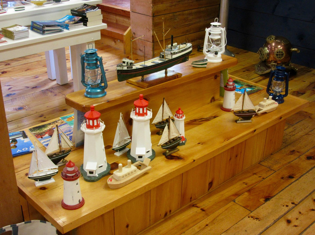 Mariner Chart Shop景点图片