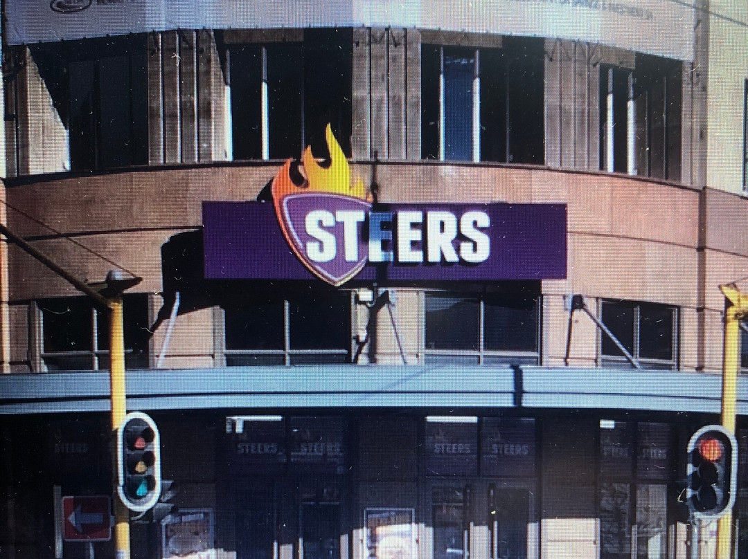 Steers