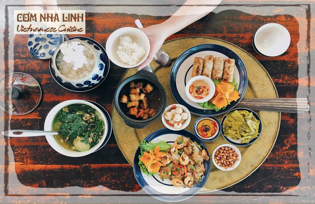 Com Nha Linh - Vietnamese cuisine
