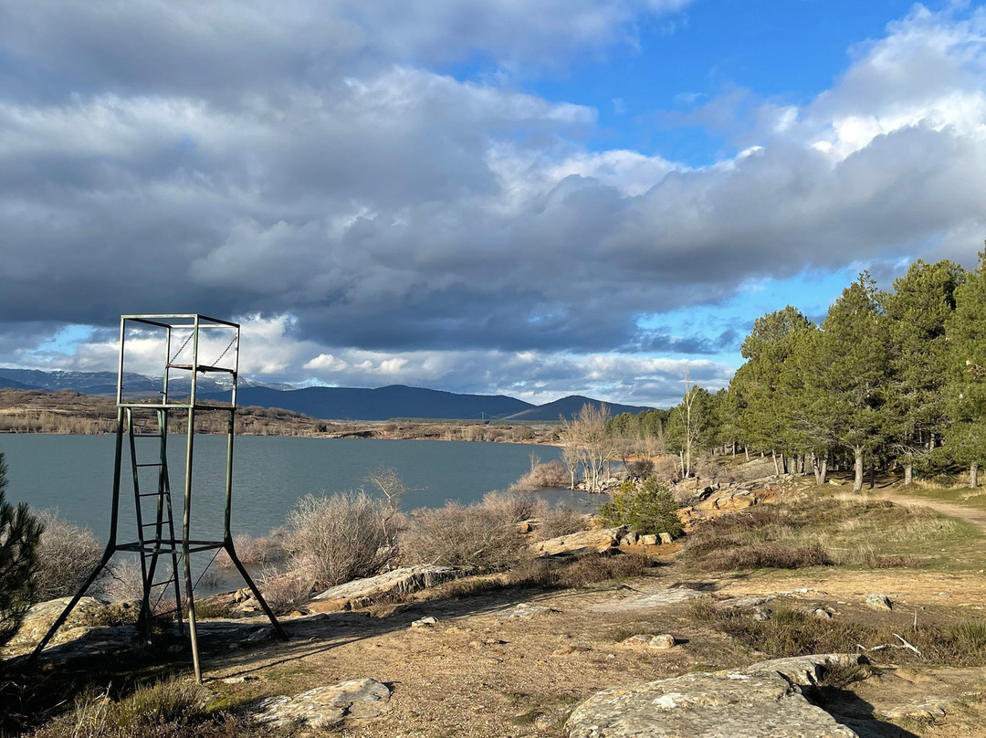 Embalse de Aguilar景点图片