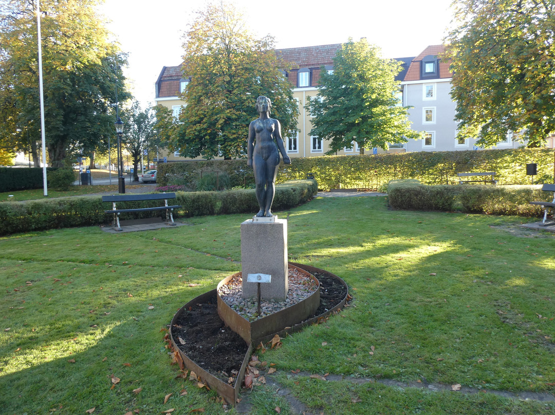 Statyn ''våren''景点图片