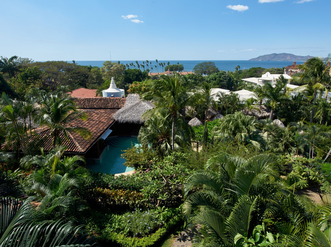 伊甸园精品酒店主图