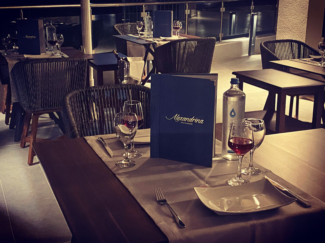 Mola Kalyva餐馆和美食-Alexandrina Restaurant