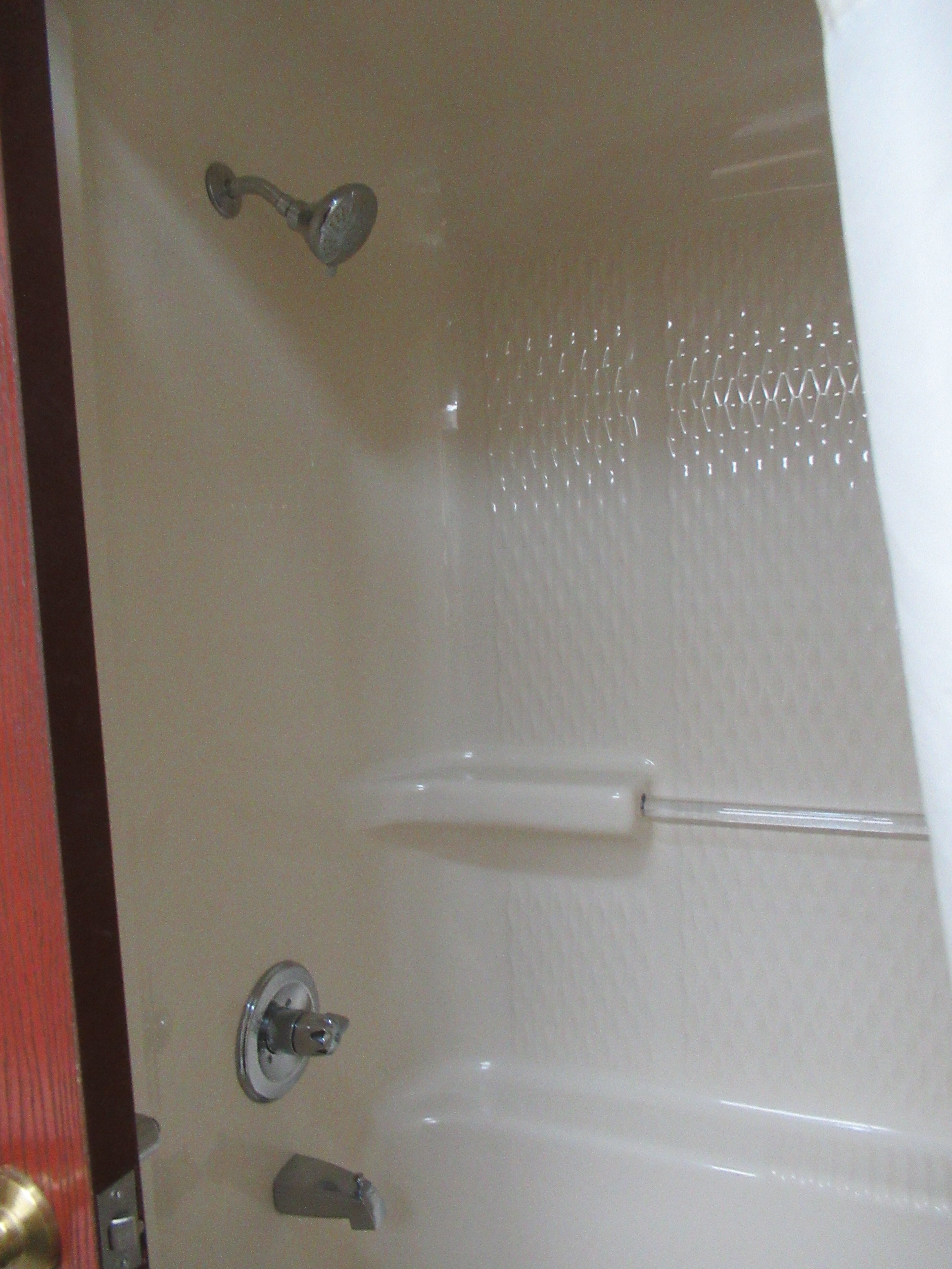 Quality Inn & Suites-浴室