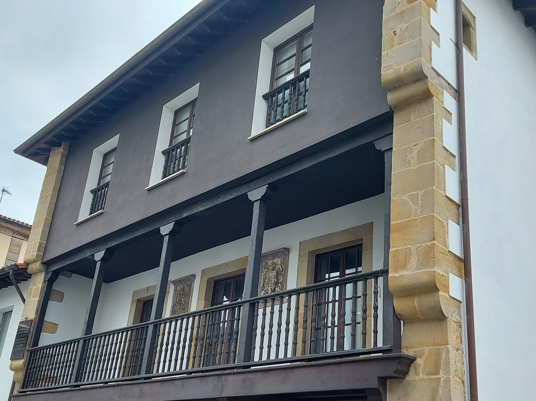 Casa de los Hevia-比拉维西奥萨必去景点