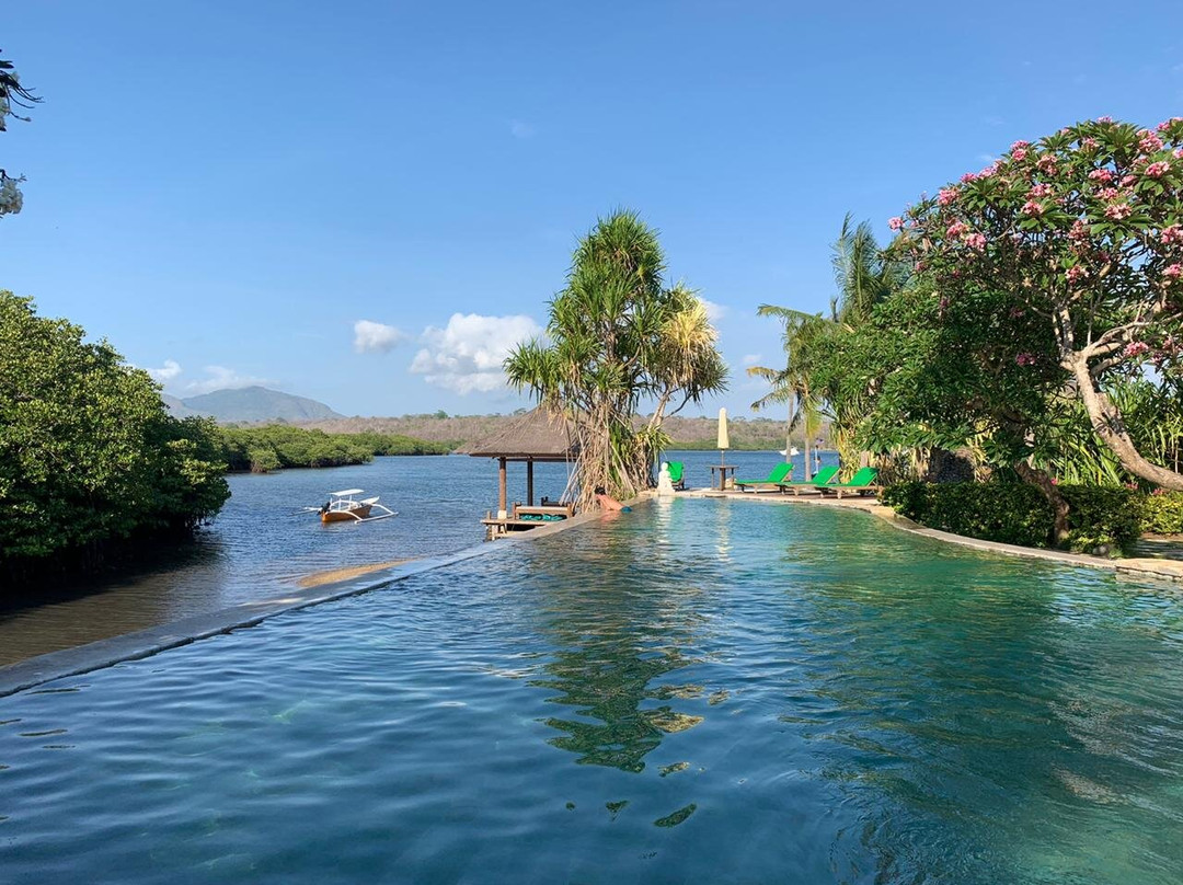 迈批梦岩甘酒店主图