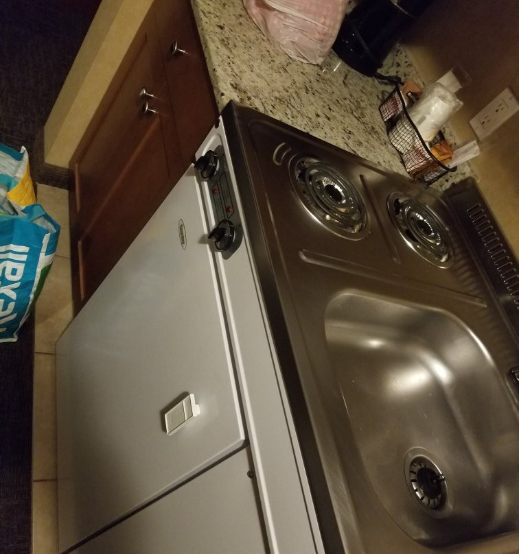 Days Inn & Suites by Wyndham Cochrane主图