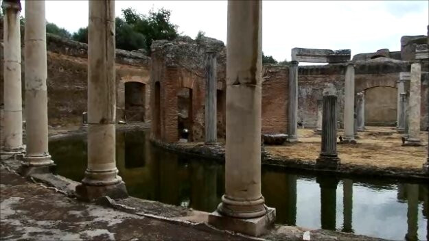 Teatro Marittimo (villa Adriana )-蒂沃利必去景点