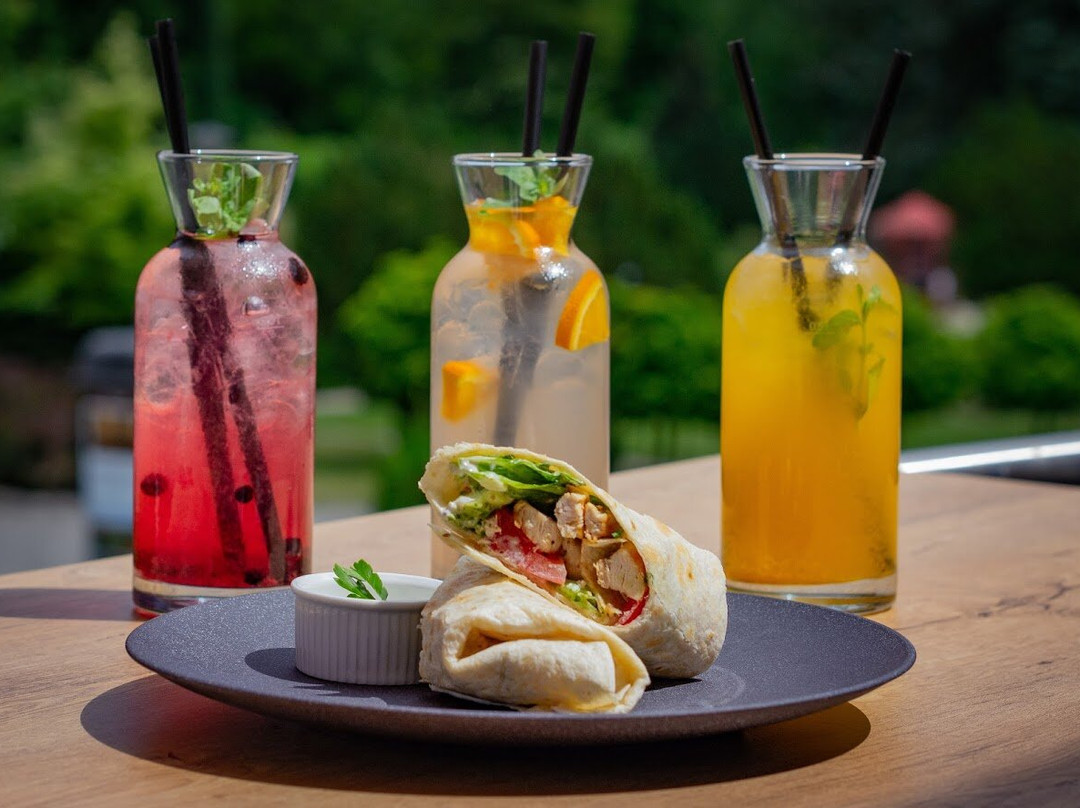 Restaurace U vodopádu