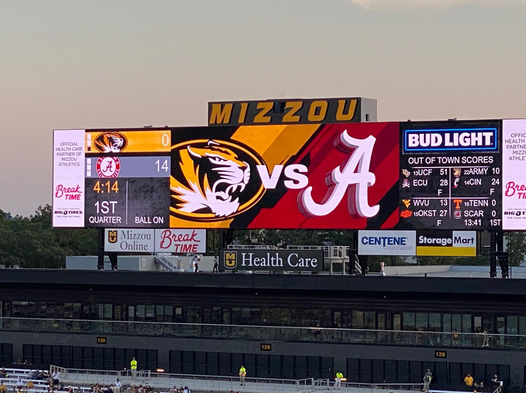 Faurot Field-哥伦比亚市必去景点