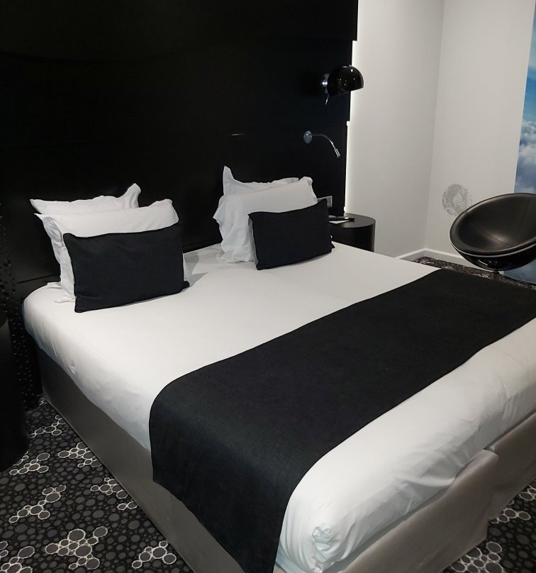 Kyriad Prestige Perpignan - Centre Del Mon主图