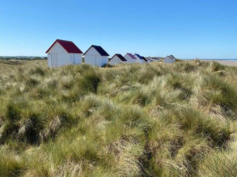Les Cabines de Gouville-sur-Mer-Gouville-sur-Mer必去景点