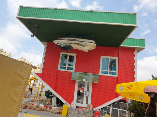 Ters Ev Antalya Aksiyon Parki-安塔利亚必去景点