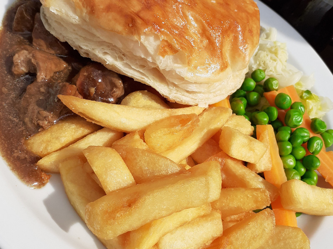 Crown and Trumpet Inn主图