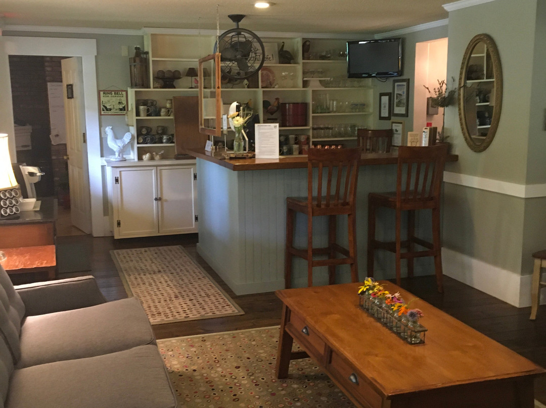 斯夸姆湖酒店主图