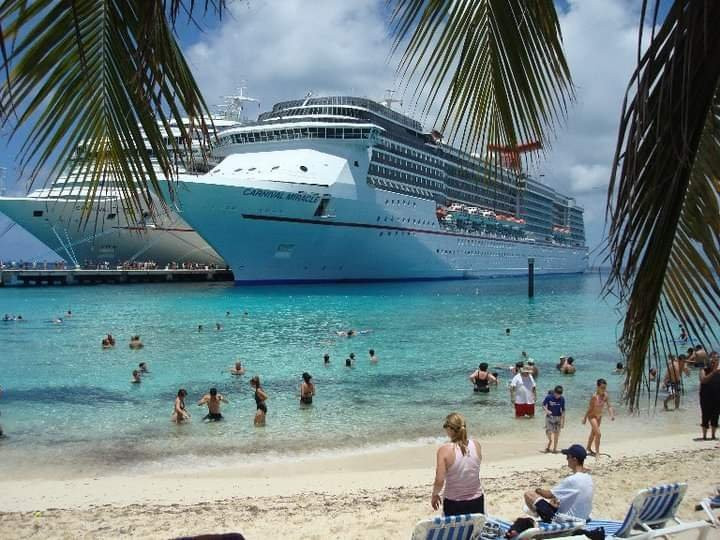 SunRay Beach-Grand Turk必去景点