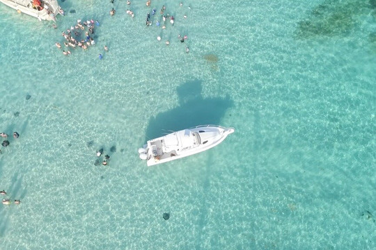 Emerald Island Charters-大开曼岛必去景点