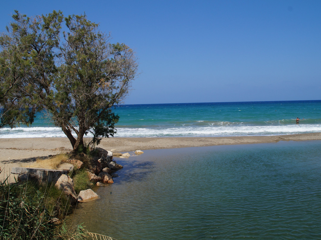 Kiani Akti-Kalyves必去景点