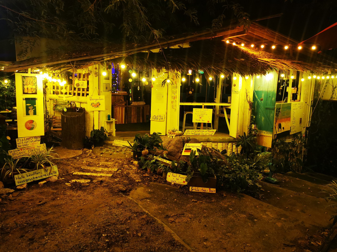Lamai Beer Garden: Thai Craft Beer & Imported Beer Bar
